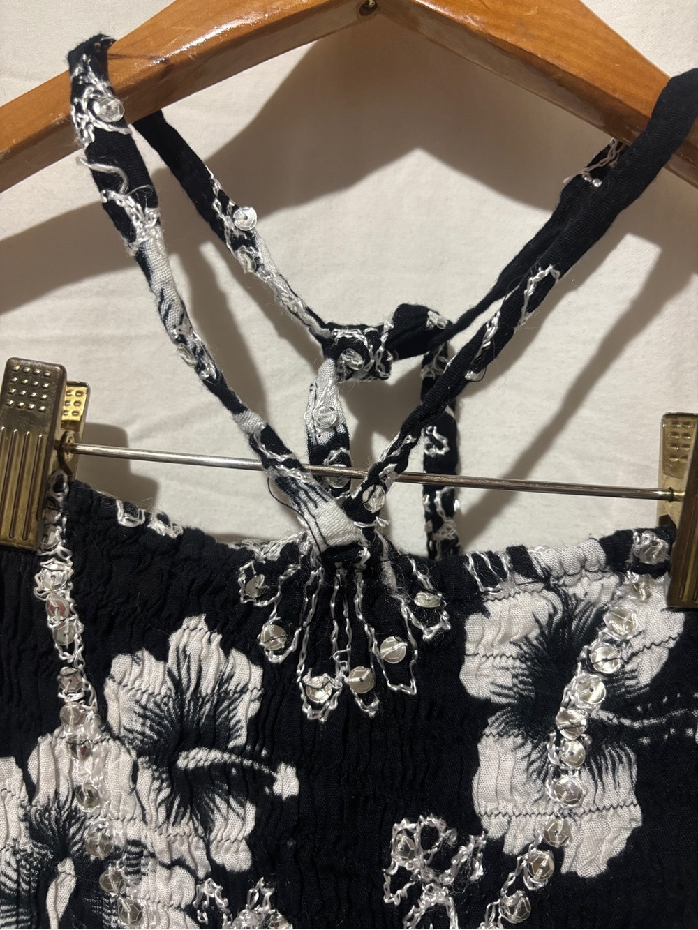 💋3 for $25 Floral strapless dress in white and black with sequins - Picture 5 of 6